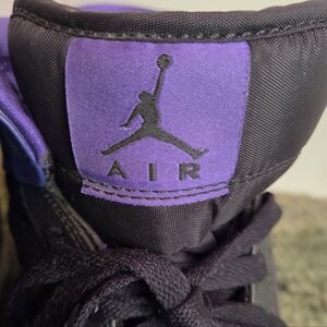 Air Jordan 1 - Retro Mid - Dark Concord - 2013 - Gently Pre- Loved